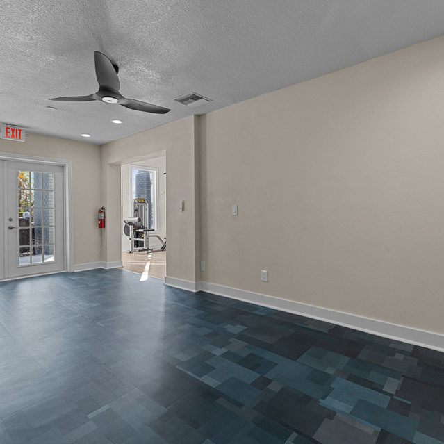 The Park at Positano - Empty Space Room